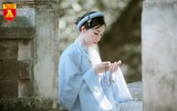 Thiếu nữ Hà Nội đẹp dịu dàng với áo dài cổ phục Việt Nam